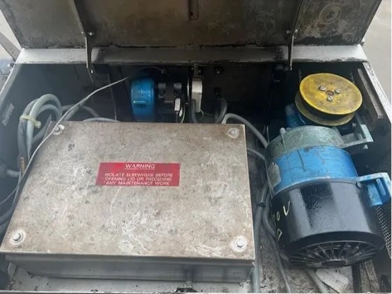 Saxon Bag Sealer With Hydraulic Lift Mast Pic 01